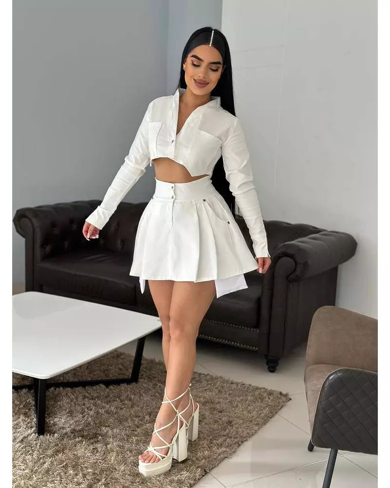 Falda Blanca + Chaqueta Blanca