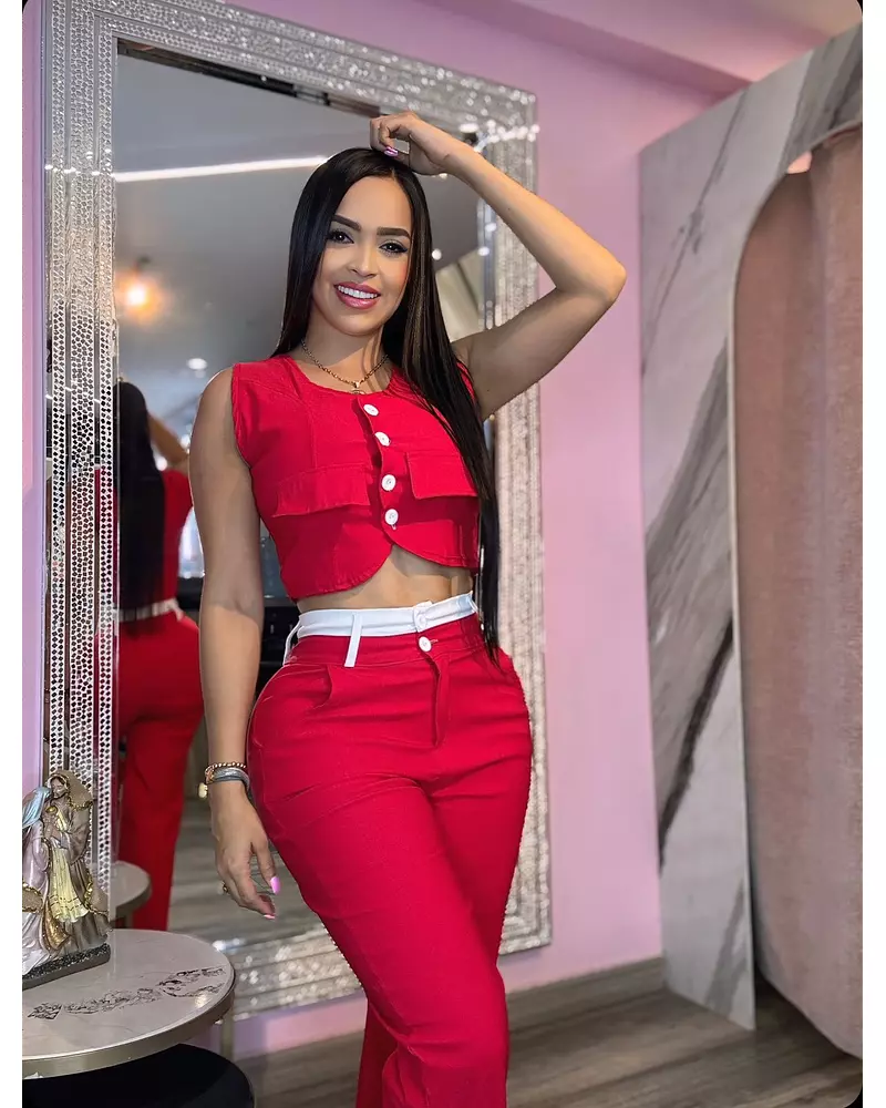 Blusa Roja + Pantalón Rojo