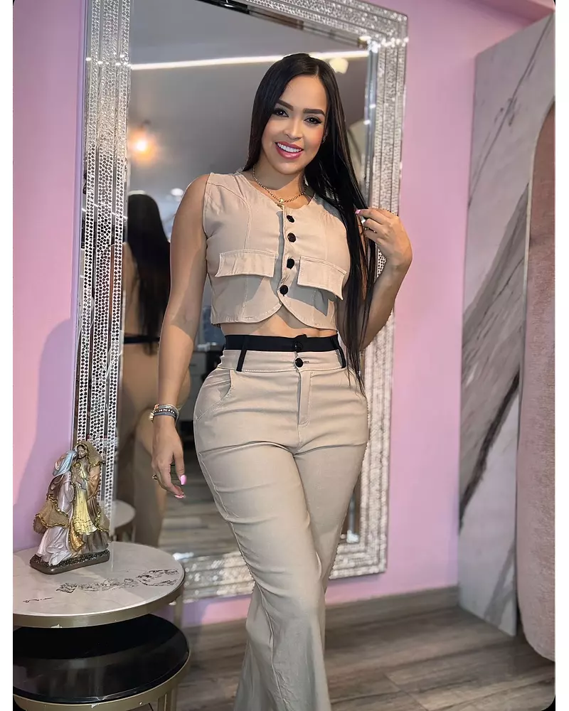 Blusa Beige + Pantalon Beibe