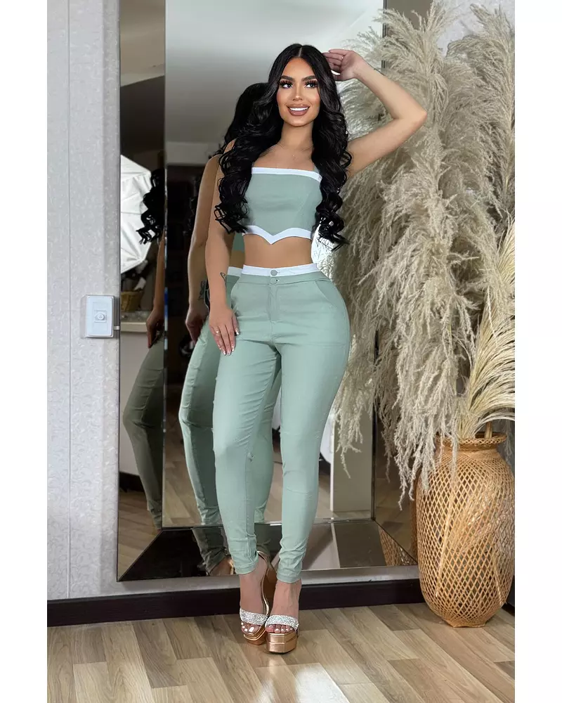 Blusa Verde Clara + Pantalon Verde Claro